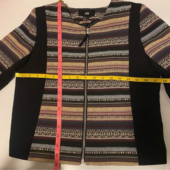 H&M Women's Tribal Pattern Striped Zip Up Blazer Size 8 (Runs small) - Picture 8 of 11